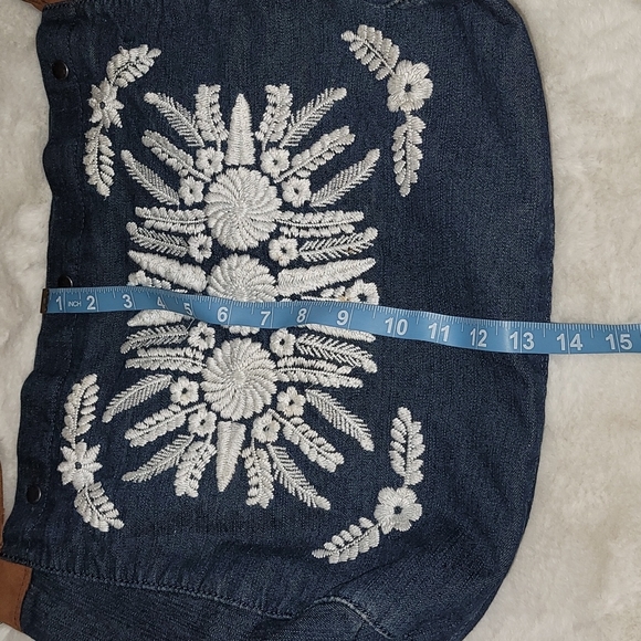 🍀Lucky Brand denim Hobo purse/bag🍀 - Picture 7 of 9